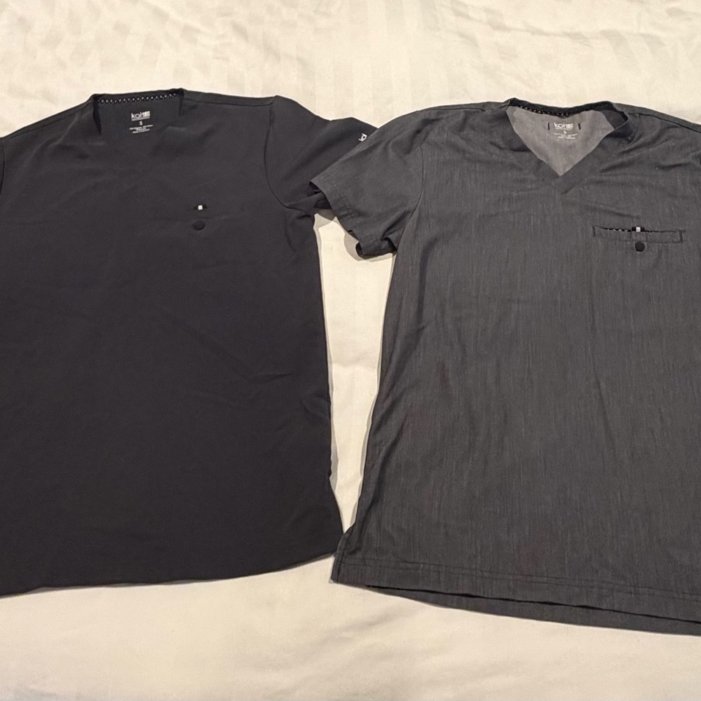 Men's Koi V-Neck scrub tops